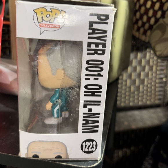 NIB Funko Pop Television Netflix’s Squid Game Player 002:  OH IL-NAM - Picture 3 of 5